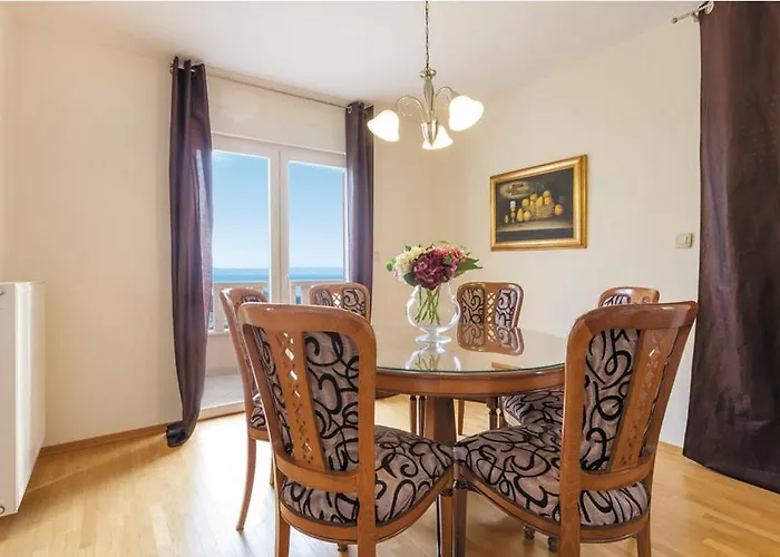 Vakantiehuis Luxury With Heated Pool, Jacuzzi And Sauna *