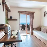 Luxury With Heated Pool, Jacuzzi And Sauna