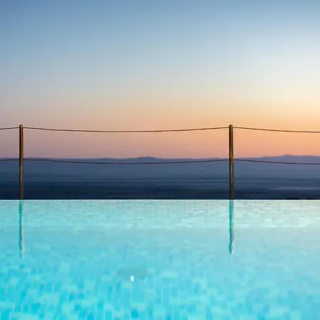 Luxury With Heated Pool, Jacuzzi And Sauna * מאקרסקה