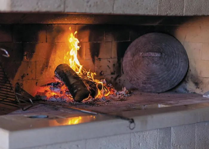 Luxury With Heated Pool, Jacuzzi And Sauna *