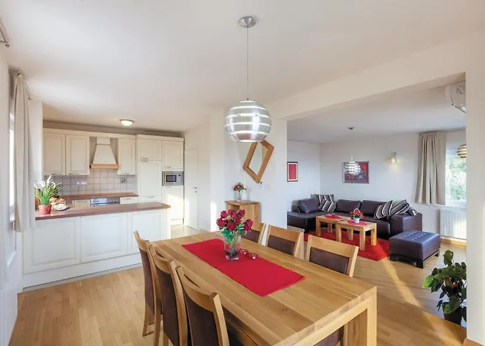 Holiday home Luxury With Heated Pool, Jacuzzi And Sauna *