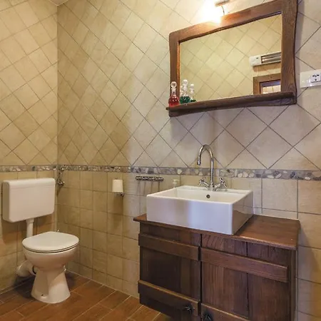 Luxury With Heated Pool, Jacuzzi And Sauna *